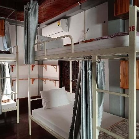 City Backpackers & Travel Luang Prabang Extérieur photo